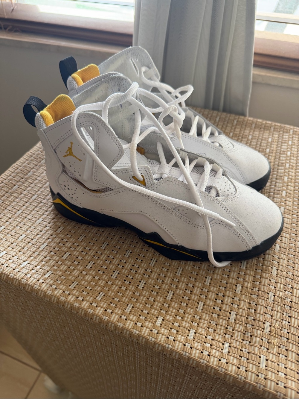 Jordan True Flight Yellow Ochre Women Man
